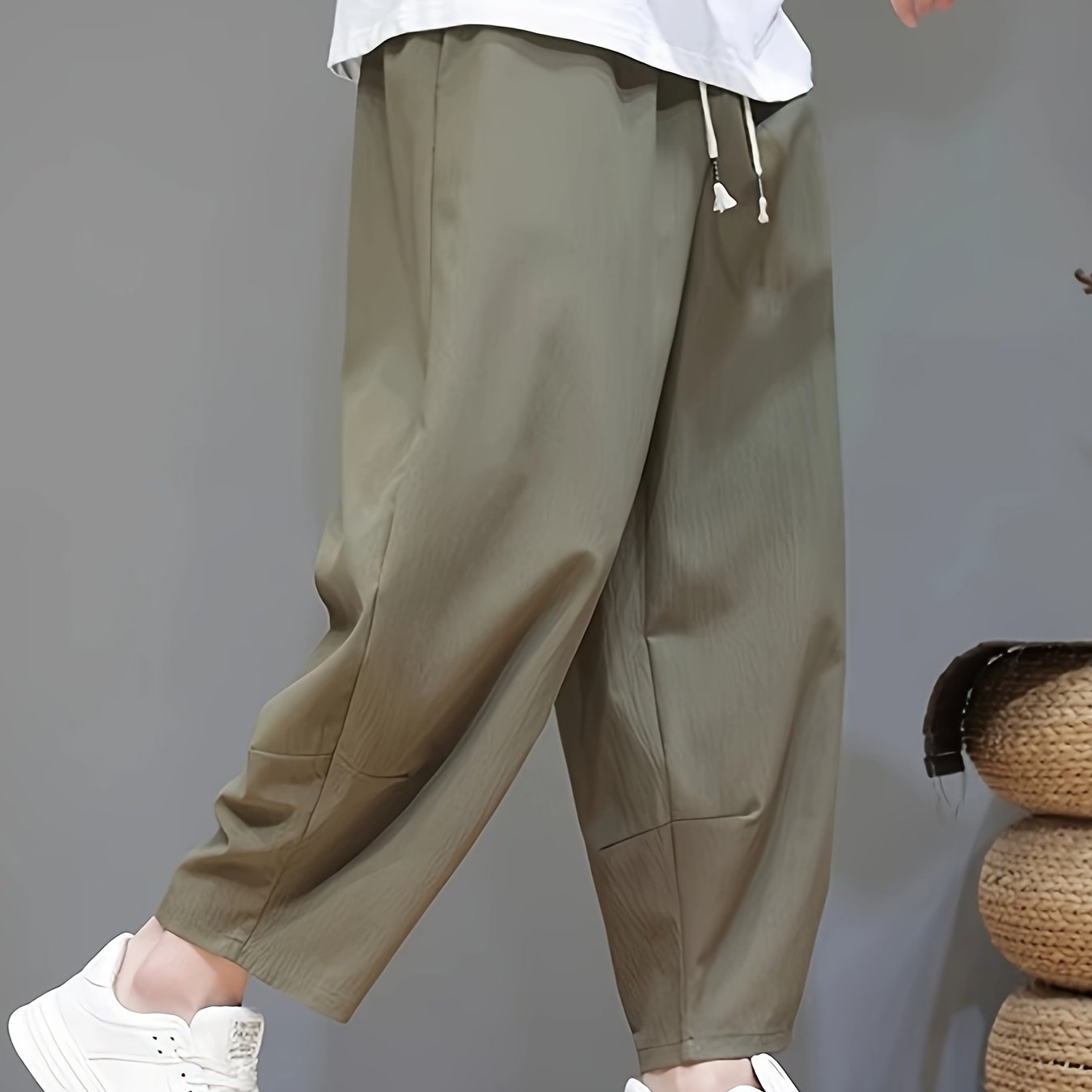 Alviero Relaxed Cropped Pants