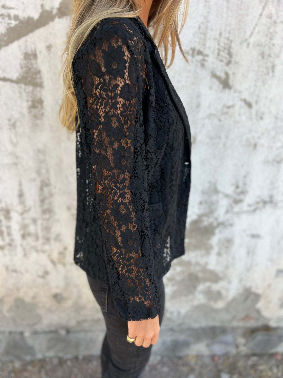 Oliardi Sienna Lace Tailored Blazer