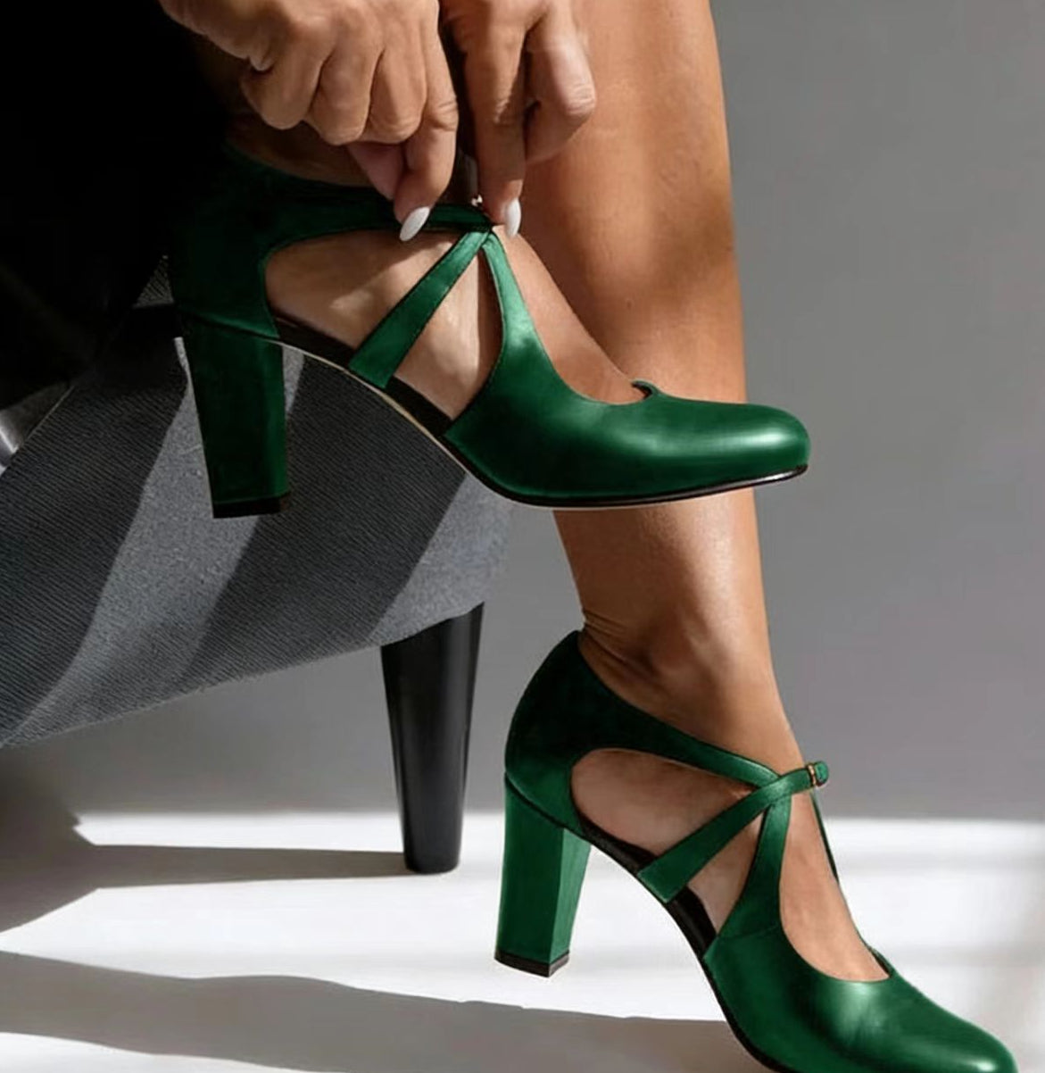 Oliardi Darcina Block Heel Strap Comfort Heels